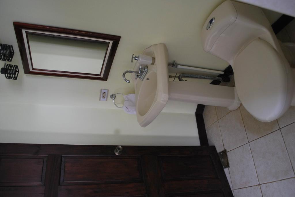 Dos Palmas Studio Apartments Río Segundo 외부 사진